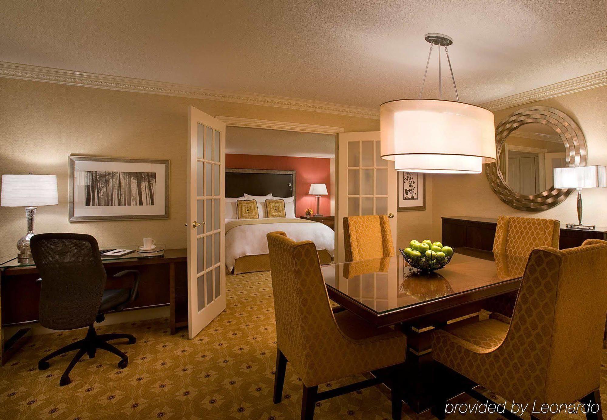 Toronto Airport Marriott Hotel Bilik gambar